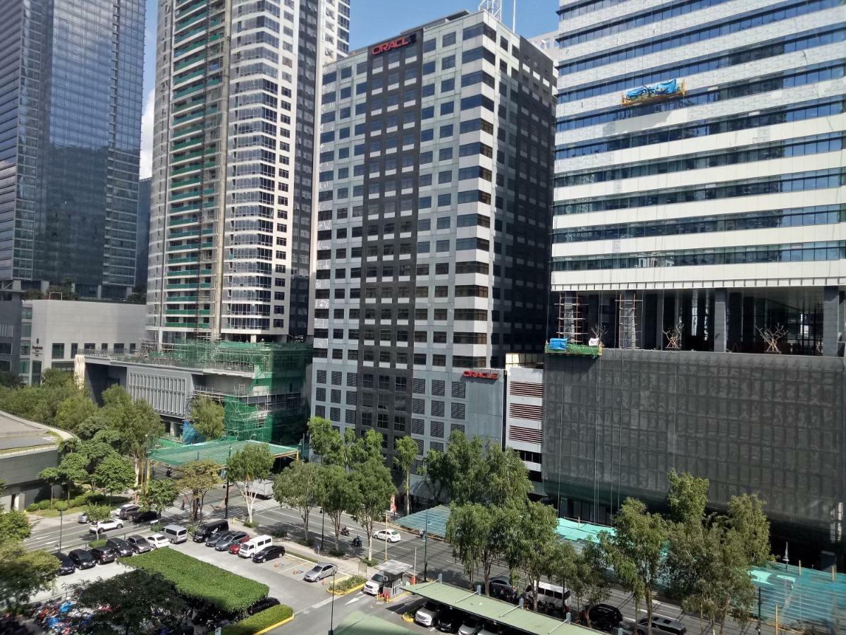 Ferienwohnung Forbes Area Bgc Taguig Manila Exterior foto