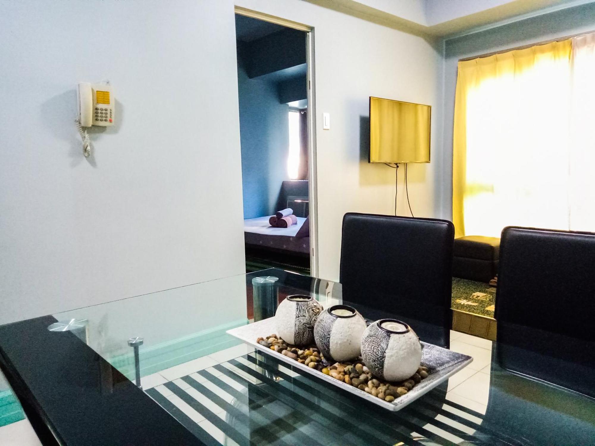 Ferienwohnung Forbes Area Bgc Taguig Manila Exterior foto
