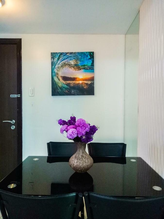 Ferienwohnung Forbes Area Bgc Taguig Manila Exterior foto